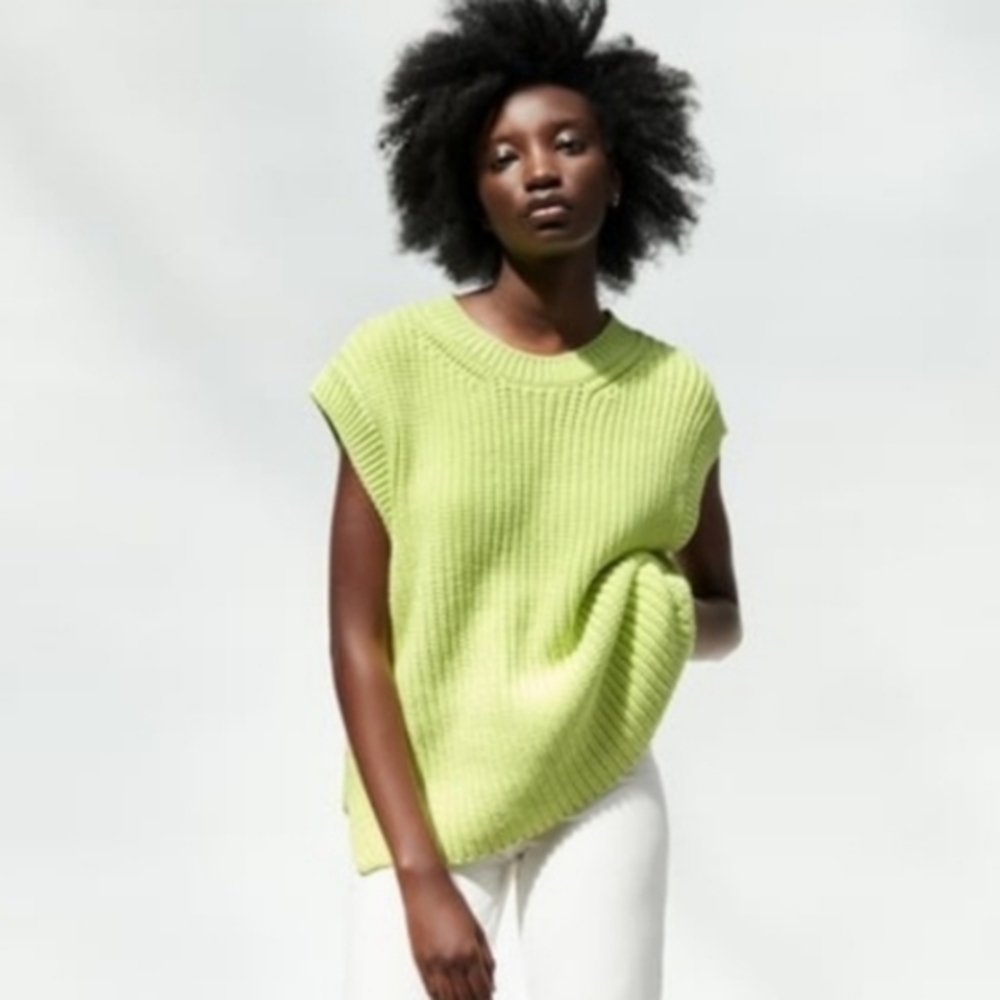 Zara Bright Neon Green Knit Sweater‎ Vest New With Tags Small